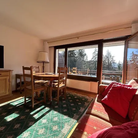 Apartment A 2 Pas Du Centre De Crans-Montana